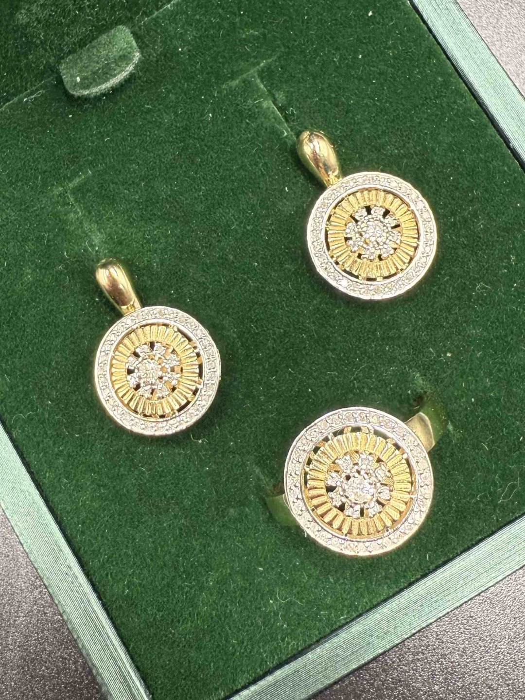 SharmStyle A680 вес 7.7 г золото, бриллиант купить,573950