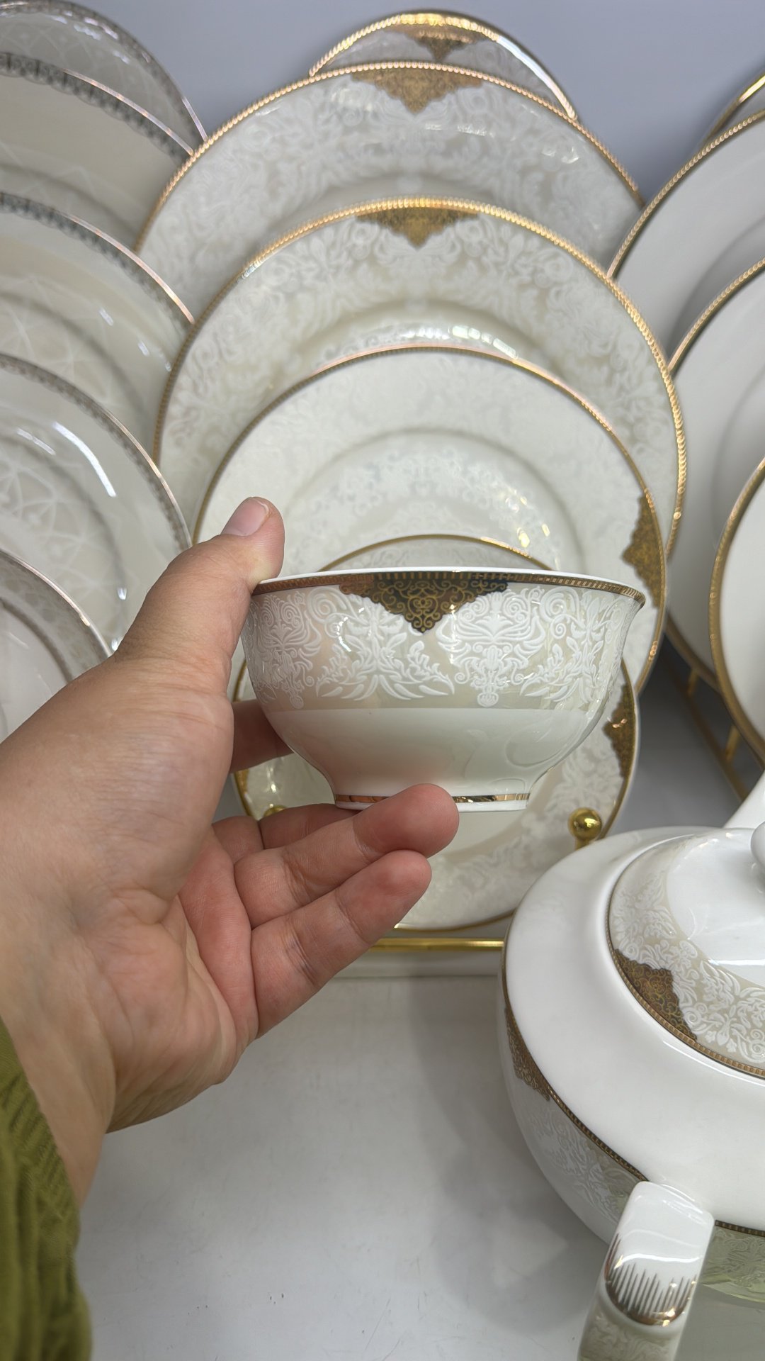 Сервиз на 12 персон Katherina , предметов: 105, чайно-столовый, фарфор - ForteMarket Сервиз на 12 персон Katherina , предметов: 105, чайно-столовый, фарфор купить,0