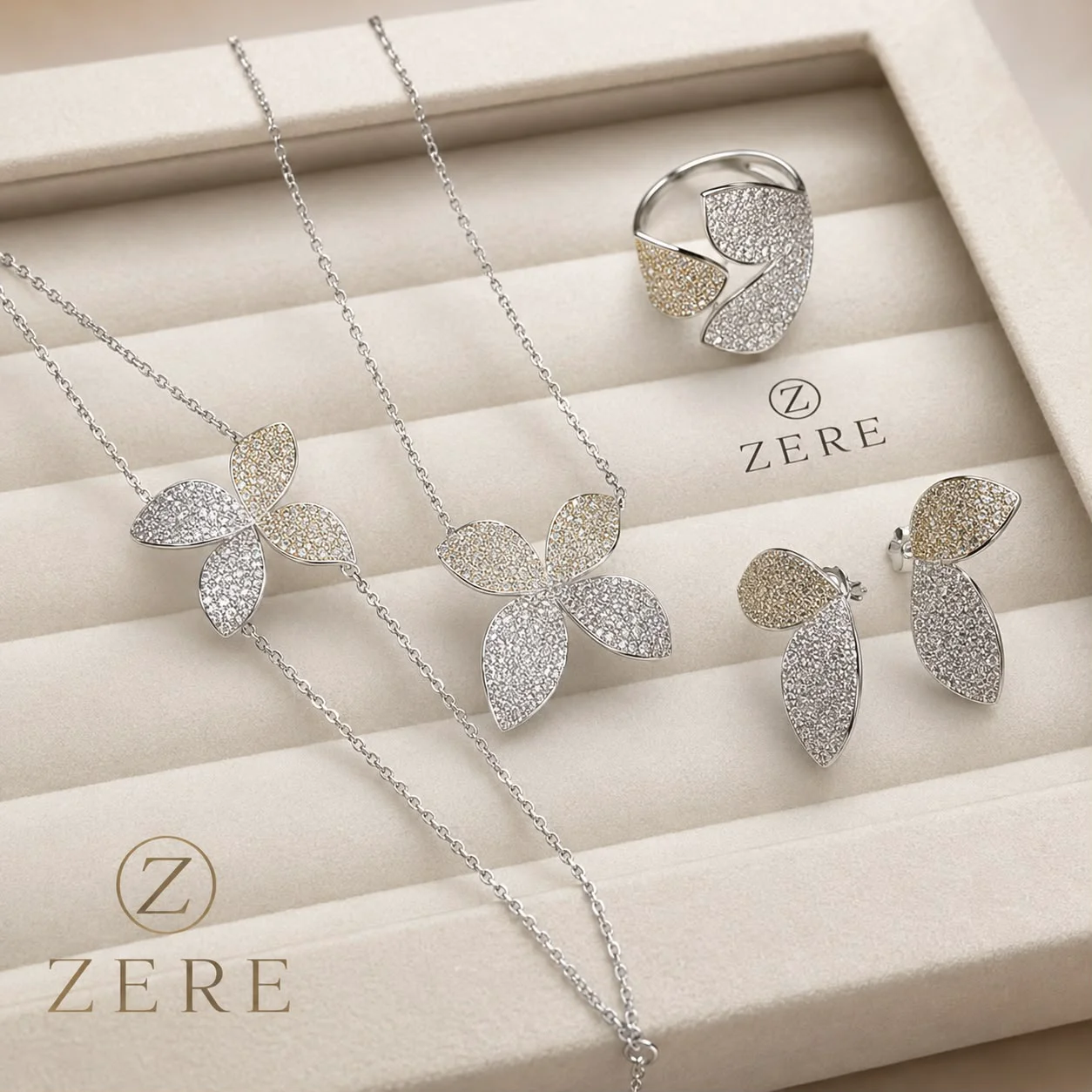 Комплект украшений Zere ZR030713 серебро 23.5гр 17р купить,228000