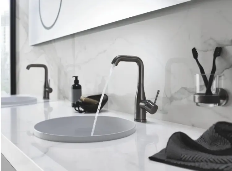 Смеситель однорычажный для раковины GROHE Essence, размер S, рычажный донный клапан, темный графит м купить,NaN