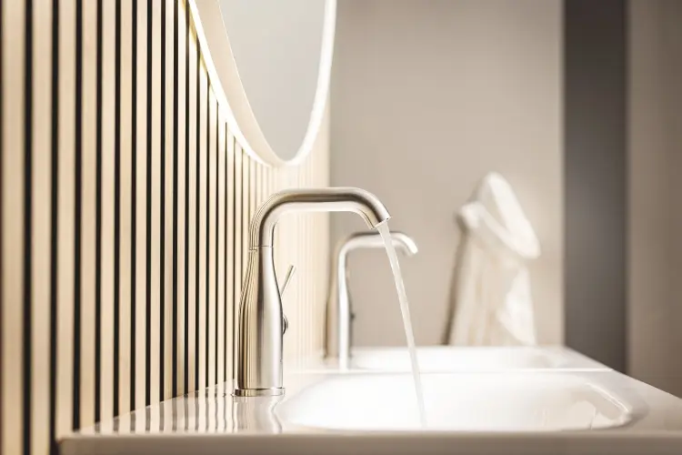 Смеситель для раковины (умывальника) Grohe 24173DC1, однозахватный купить,NaN