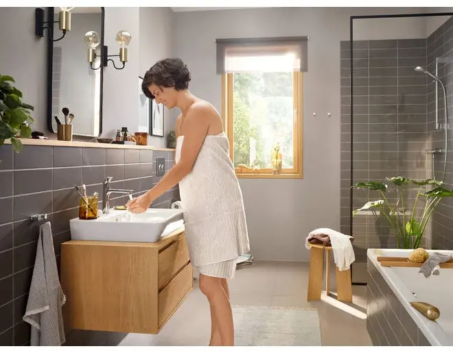 Смеситель Hansgrohe Rebris E CoolStart 72559000, латунь, цвет хром купить,105600