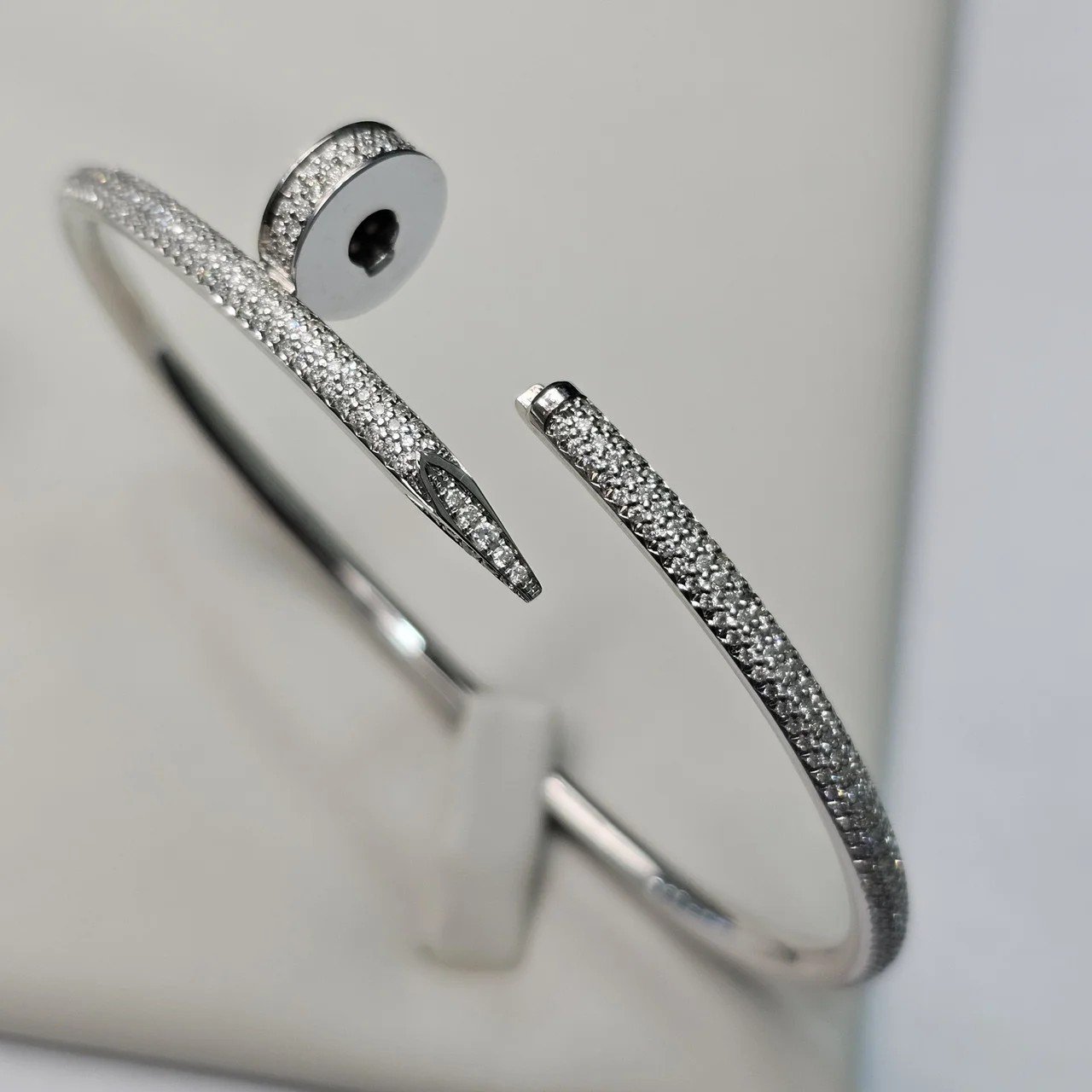 Браслет Deimantas 112061713 18р 24,31гр 1,62ct. купить,NaN