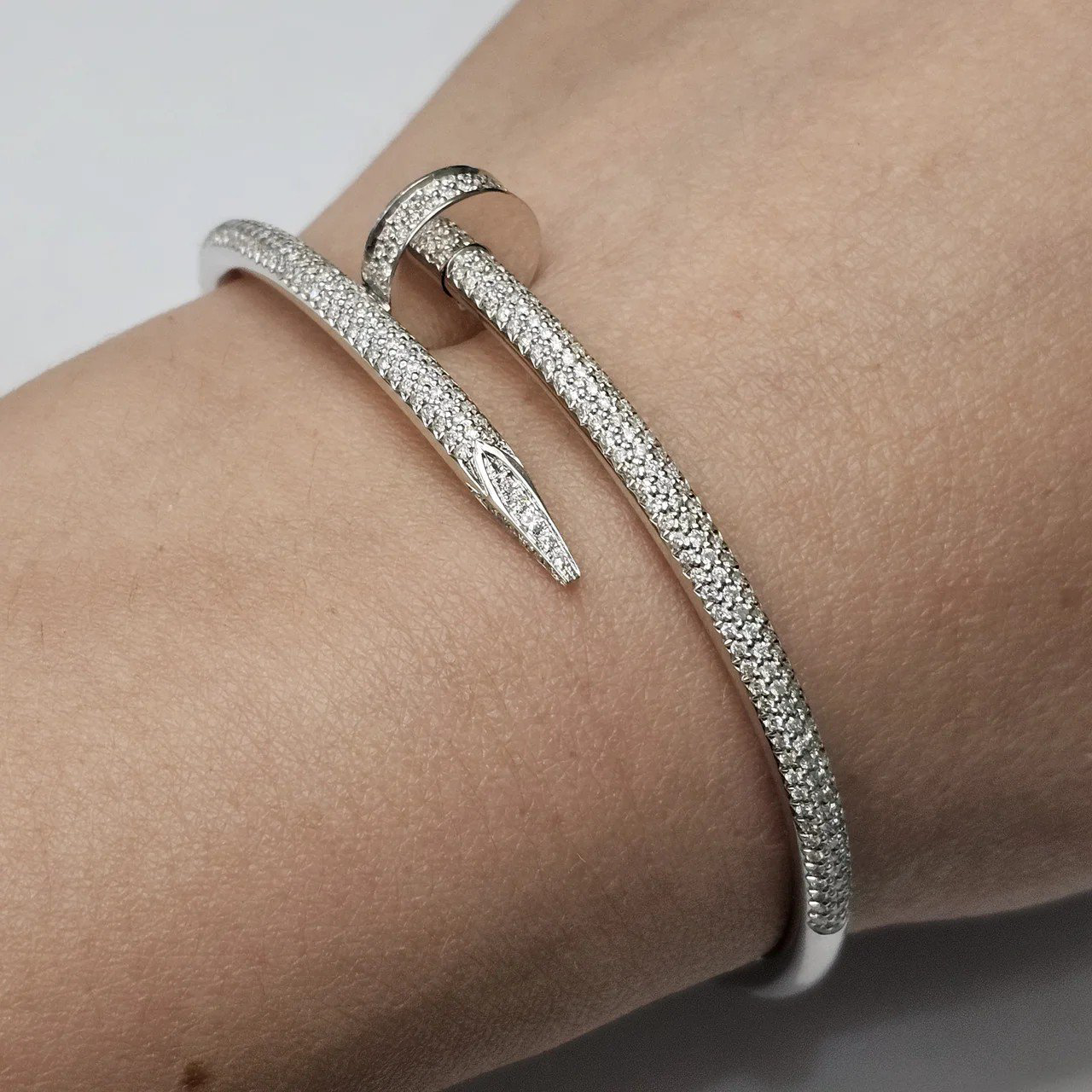 Браслет Deimantas 112061713 18р 24,31гр 1,62ct. купить,NaN