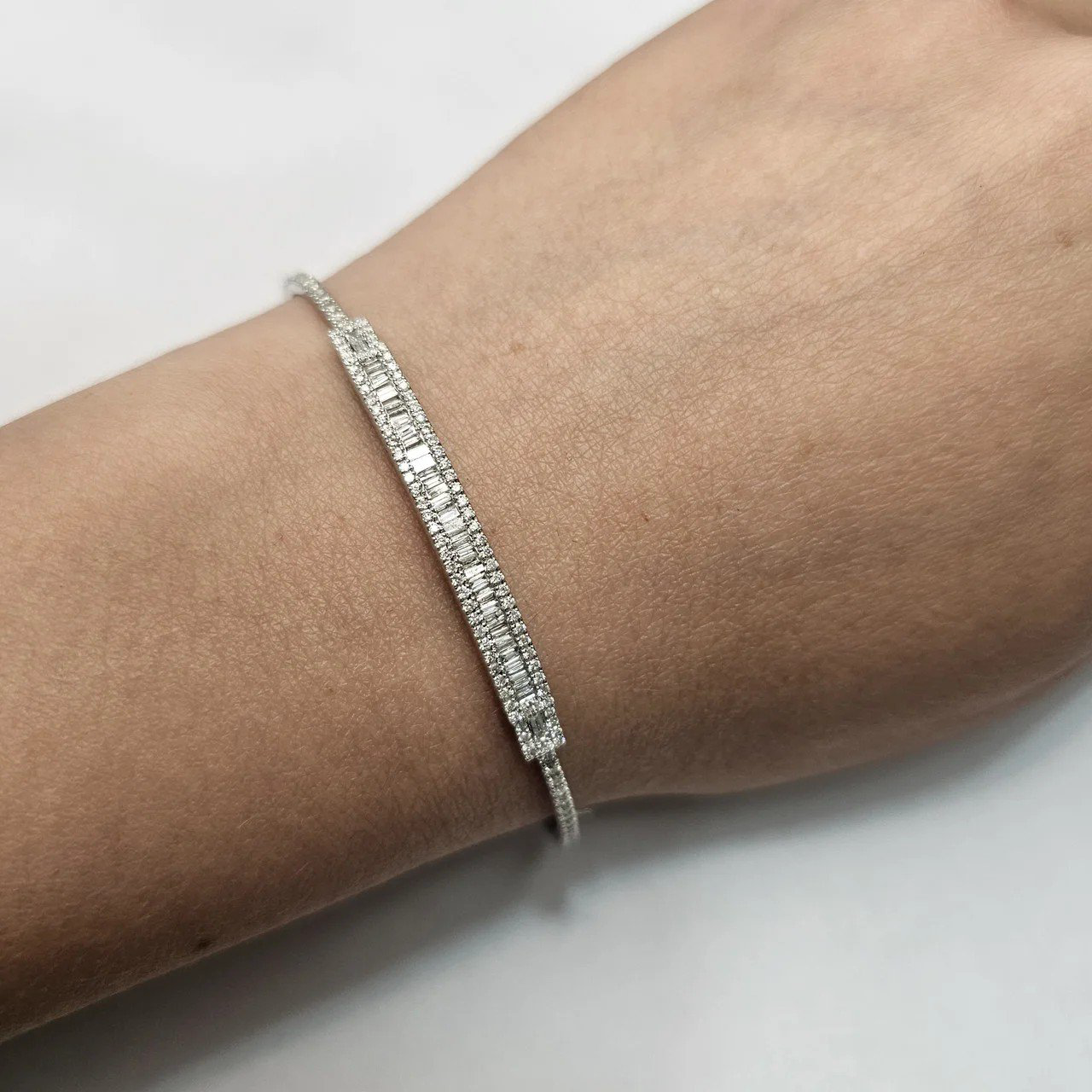 Браслет Deimantas 112062054 16-19р 7,38гр 1,15ct. купить,NaN
