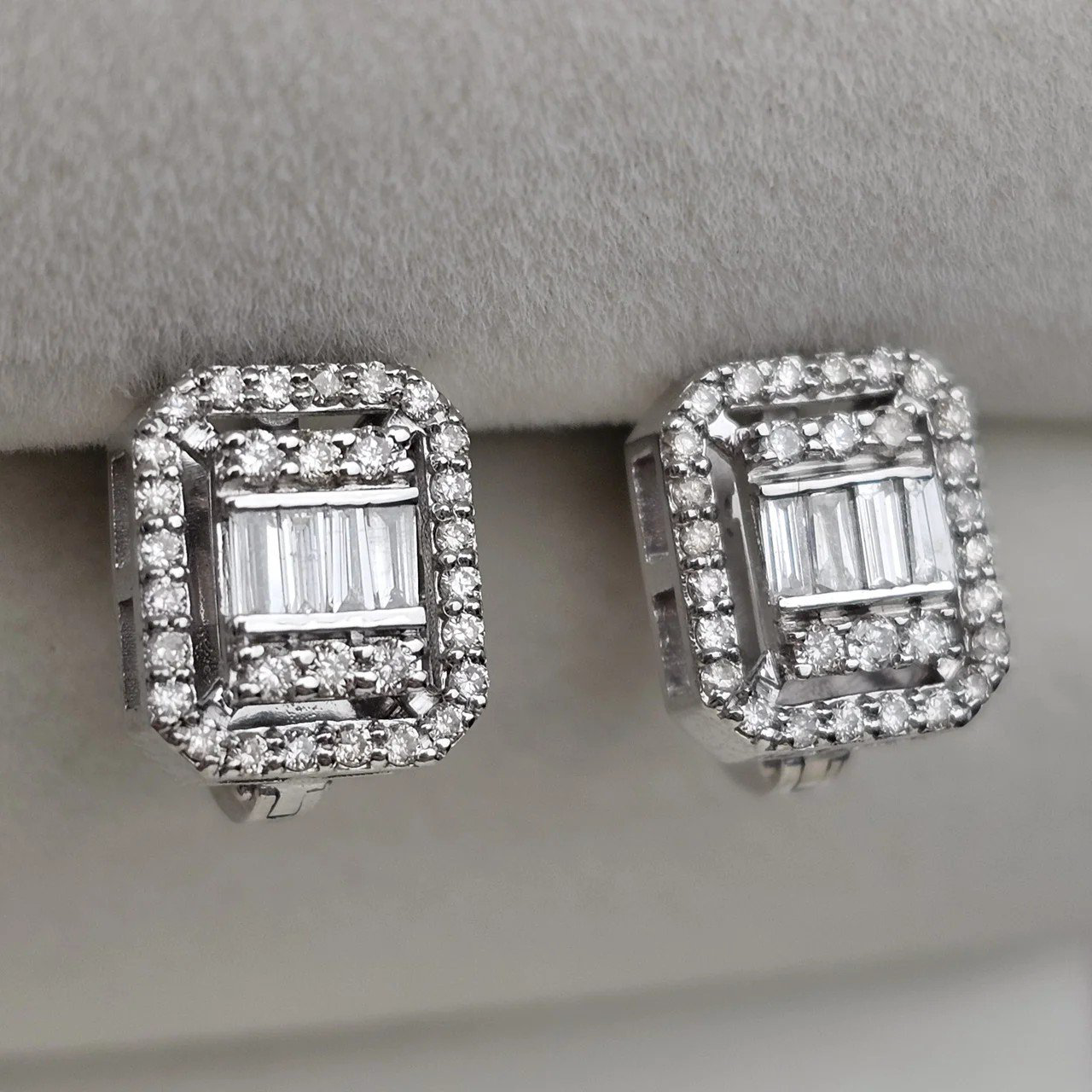 Серьги Deimantas 112066549 3,38гр 0,72ct. купить,NaN