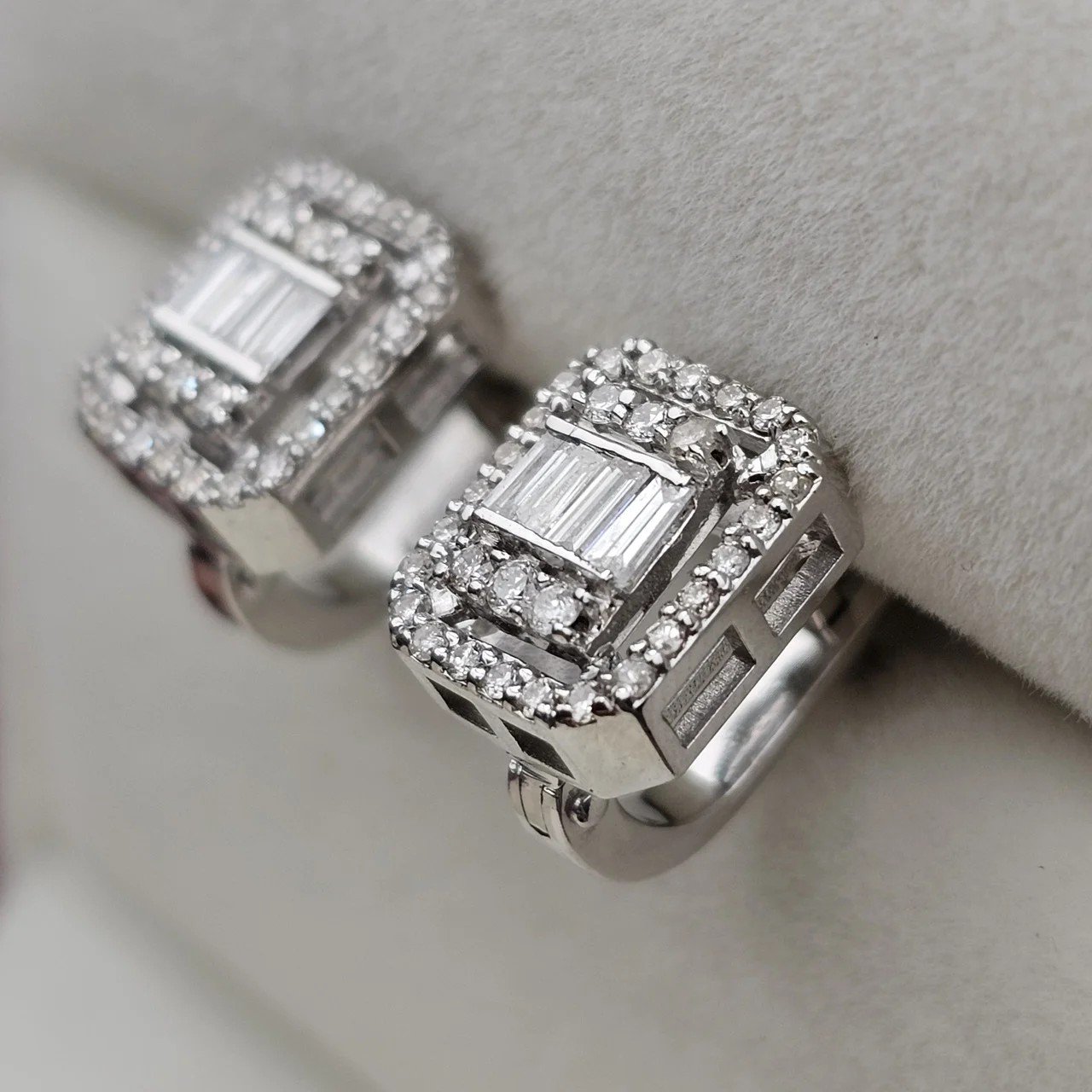 Серьги Deimantas 112066549 3,38гр 0,72ct. купить,NaN