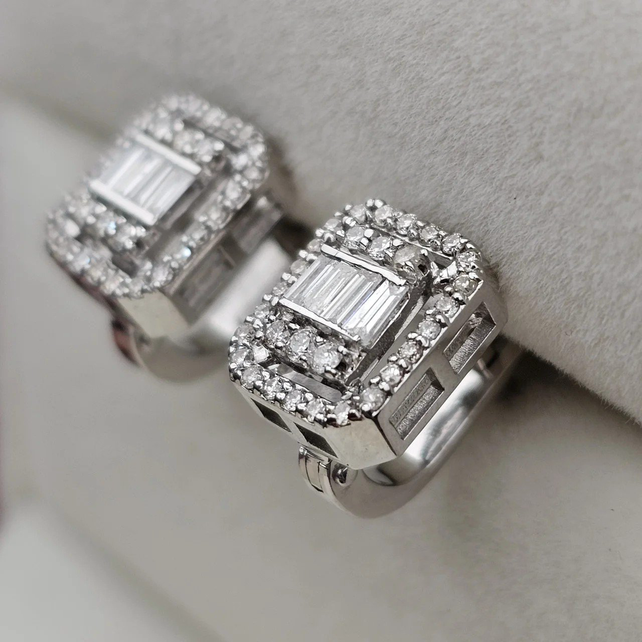 Серьги Deimantas 112066549 3,38гр 0,72ct. купить,NaN