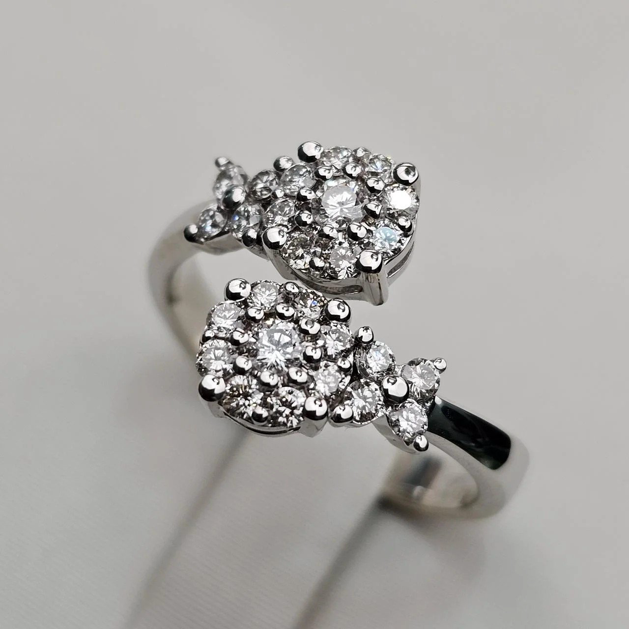 Кольцо Deimantas 112062678 17,5р 4,22гр 0,62ct. купить,NaN