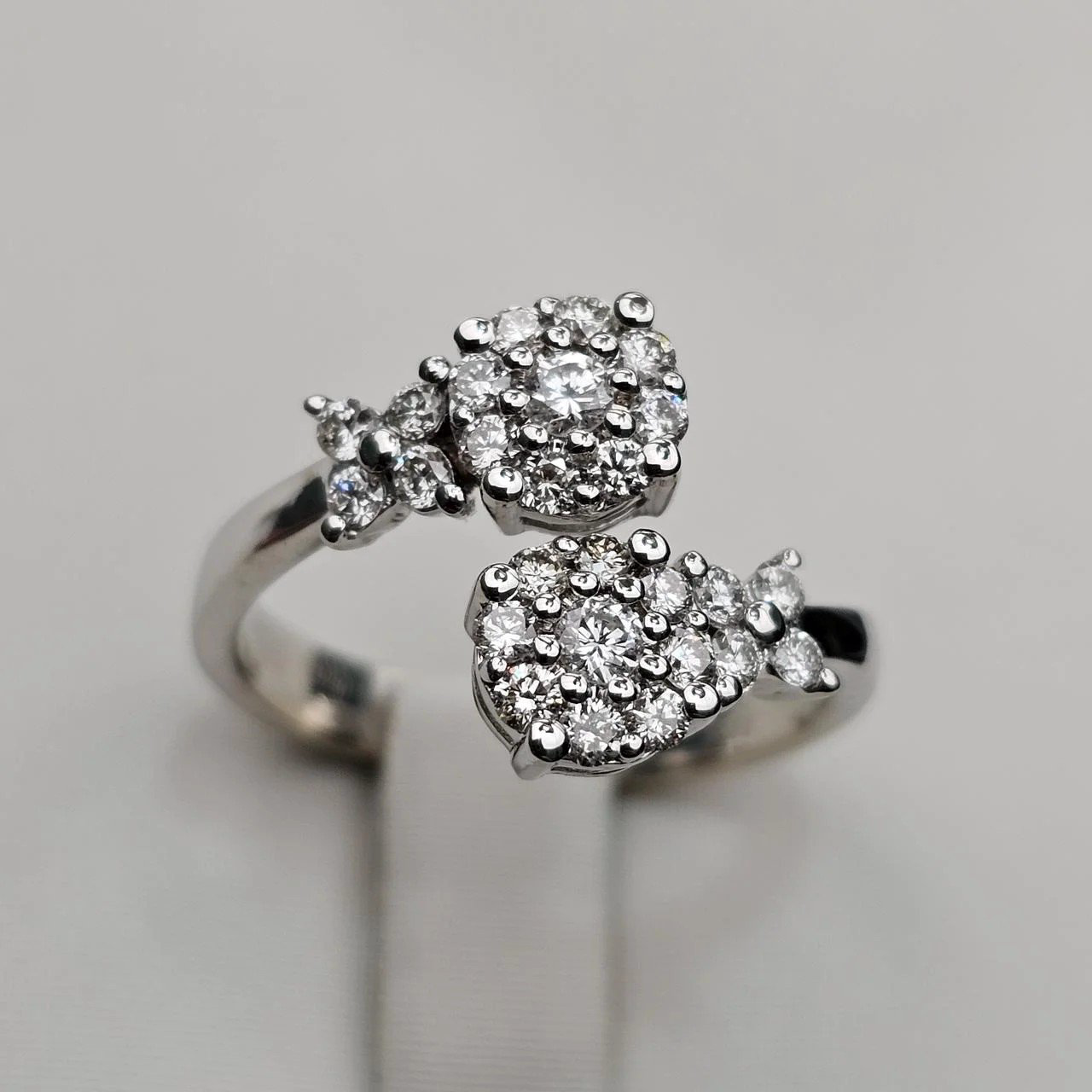 Кольцо Deimantas 112062678 17,5р 4,22гр 0,62ct. купить,NaN