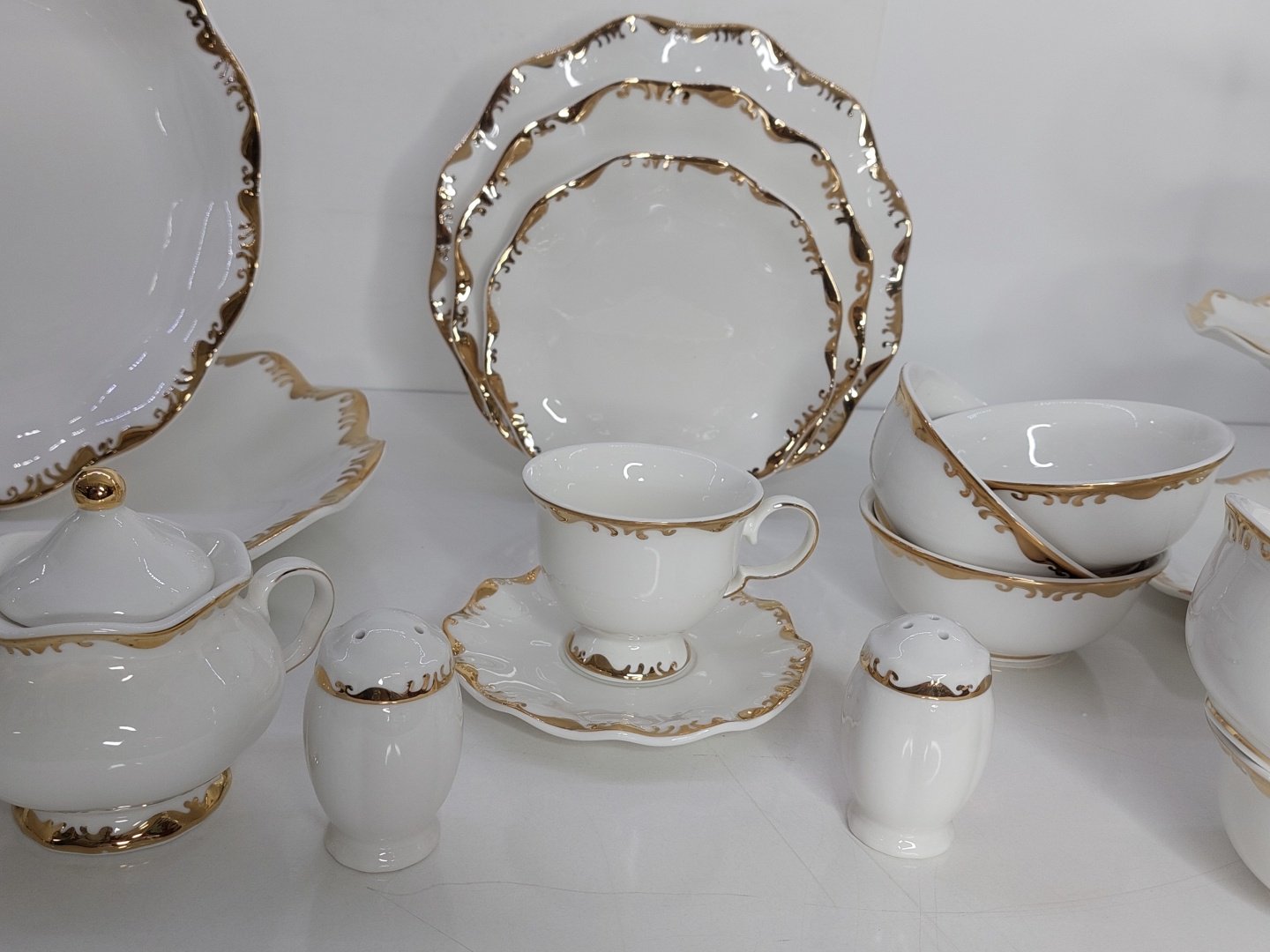 Сервиз на 12 персон Valentina , предметов: 99, чайно-столовый, костяной фарфор - ForteMarket Сервиз на 12 персон Valentina , предметов: 99, чайно-столовый, костяной фарфор купить,0