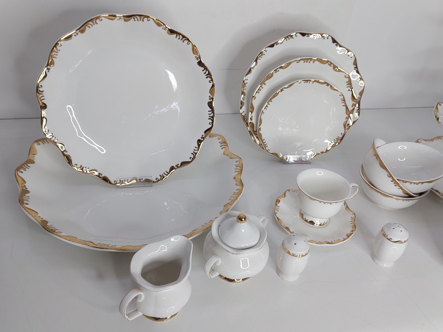 Сервиз на 12 персон Valentina , предметов: 99, чайно-столовый, костяной фарфор - ForteMarket Сервиз на 12 персон Valentina , предметов: 99, чайно-столовый, костяной фарфор купить,0