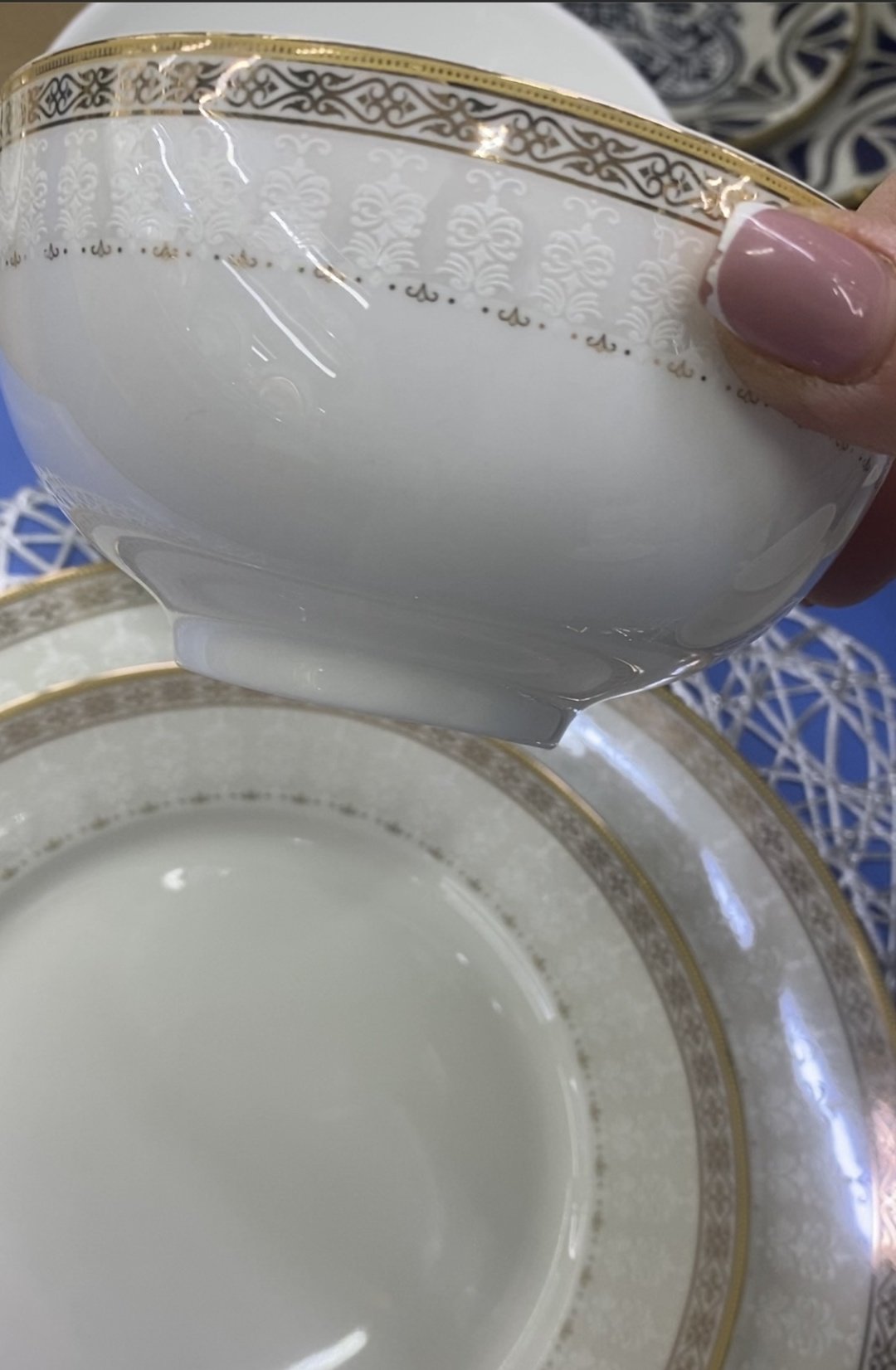 Сервиз на 12 персон Porcelain Золотая отводка узоры, предметов: 105, чайно-столовый, фарфор купить,0