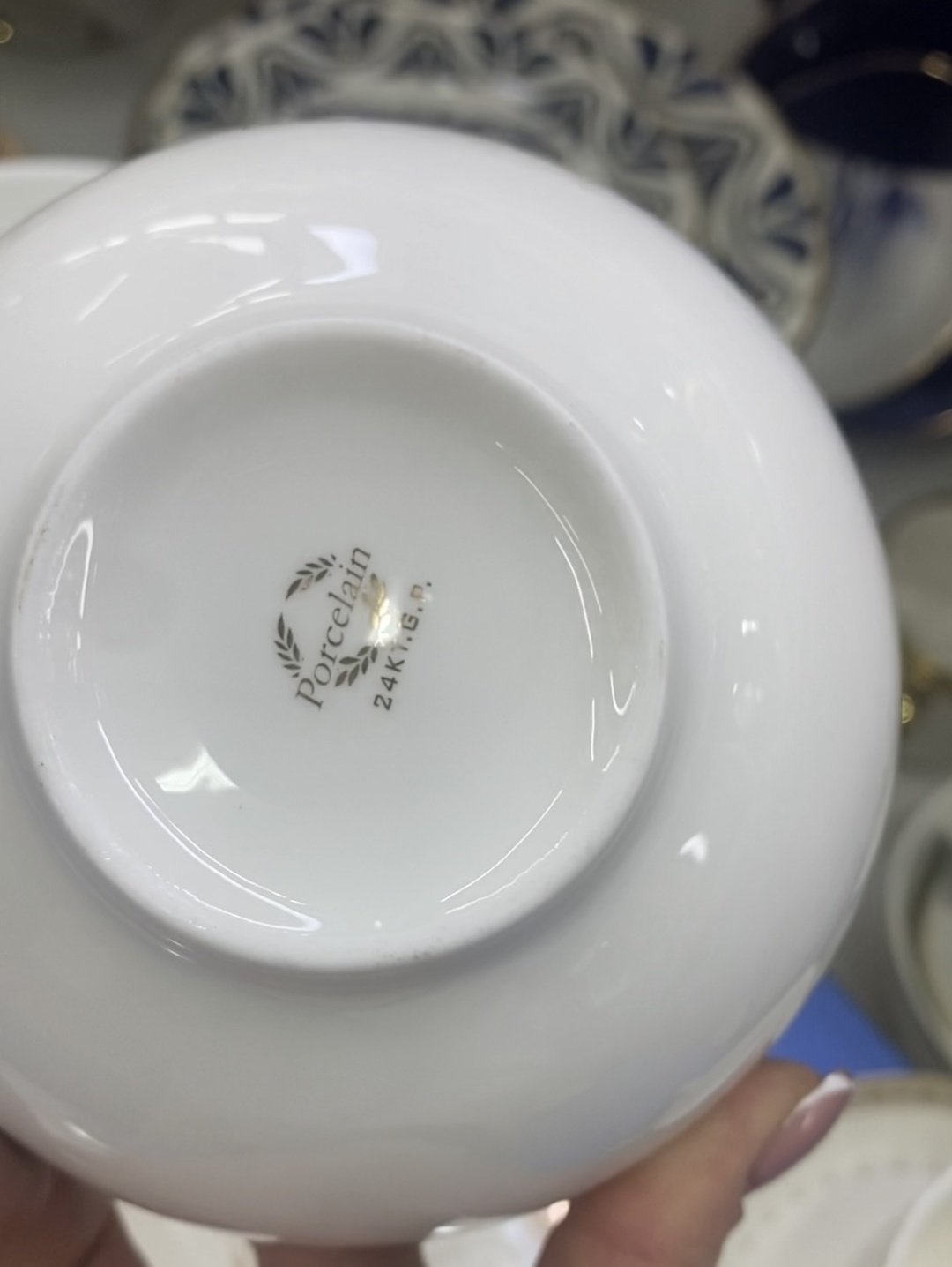 Сервиз на 12 персон Porcelain Золотая отводка узоры, предметов: 105, чайно-столовый, фарфор купить,0