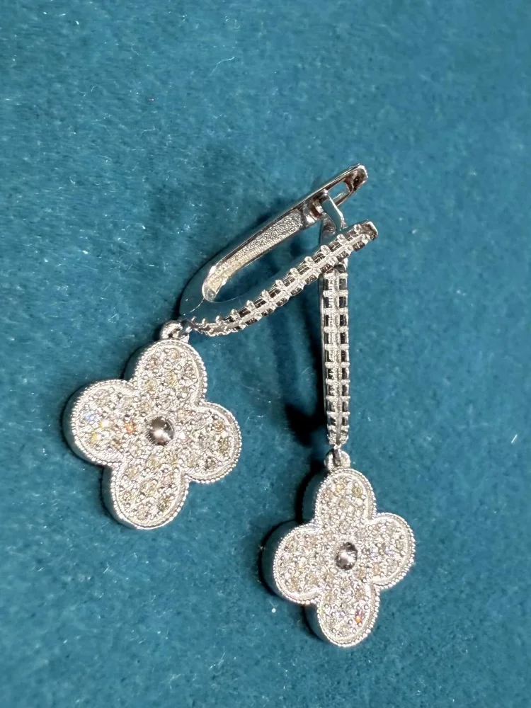 Серьги SharmStyle A520 белое золото 4.81гр купить,NaN