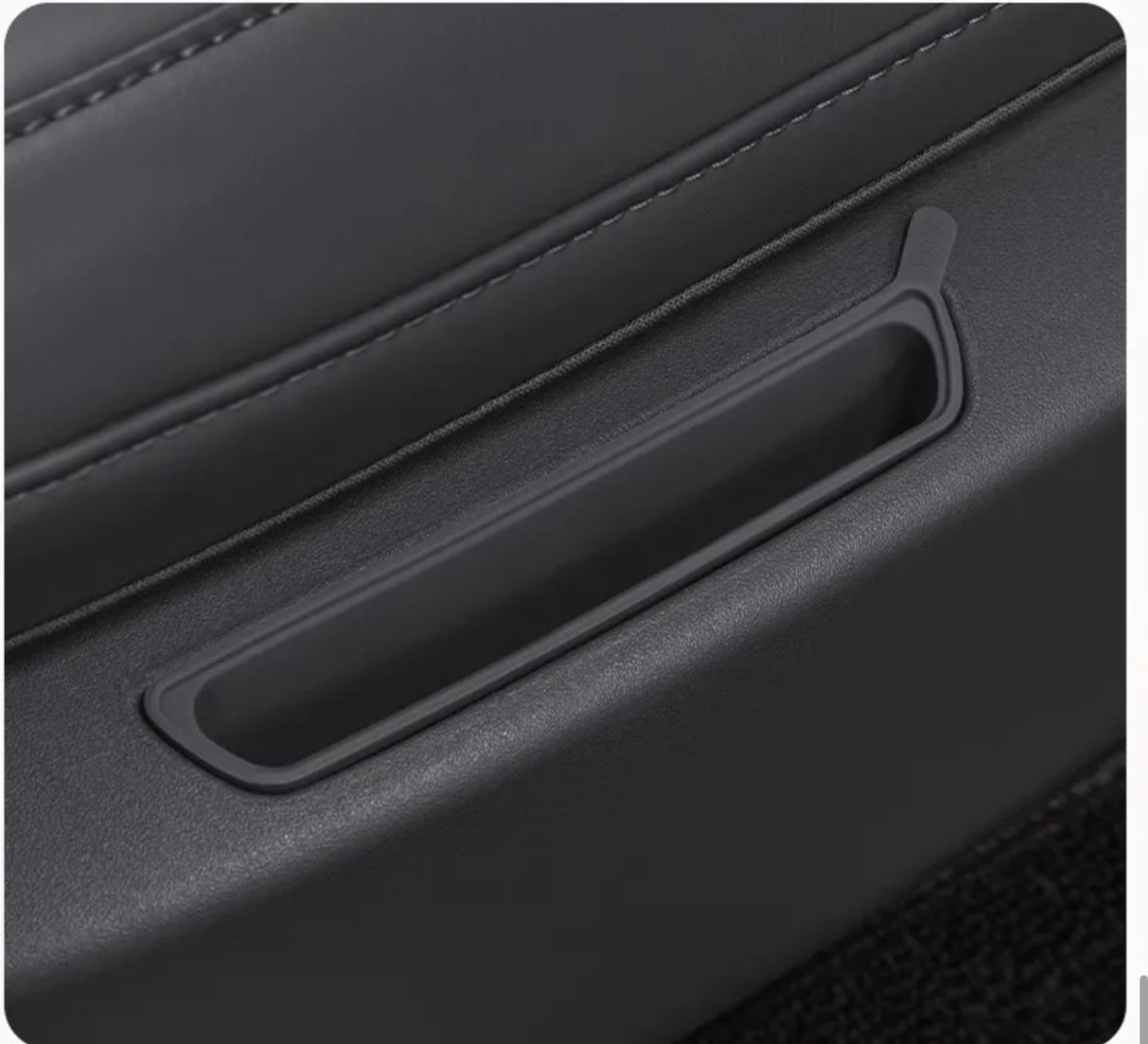 LiXiang Накладка для ниши телефона PFT-299900 Li L9 2022-2024 черный - ForteMarket LiXiang Накладка для ниши телефона PFT-299900 Li L9 2022-2024 черный купить,0