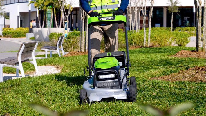 Газонокосилка колесная аккумуляторная Greenworks LM221S купить,NaN