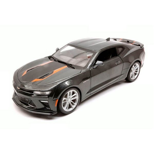 Модель автомобиля Maisto 1:18 Chevrolet Camaro 50th Anniversary 2017 купить,NaN