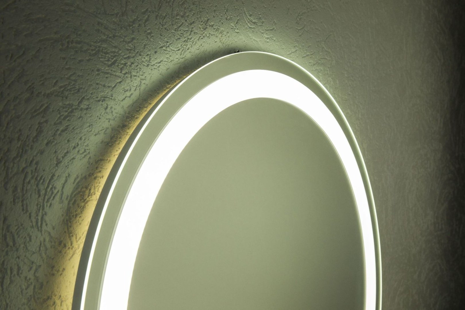 Зеркало настенное Aquarodos Омега R-Line D80 80x80см купить,117600