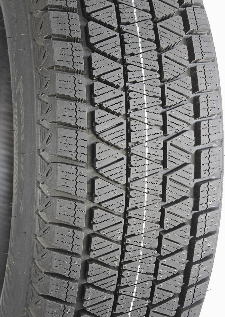 Blizzak DM-V3 XL 275/45 R21 110 T купить,NaN