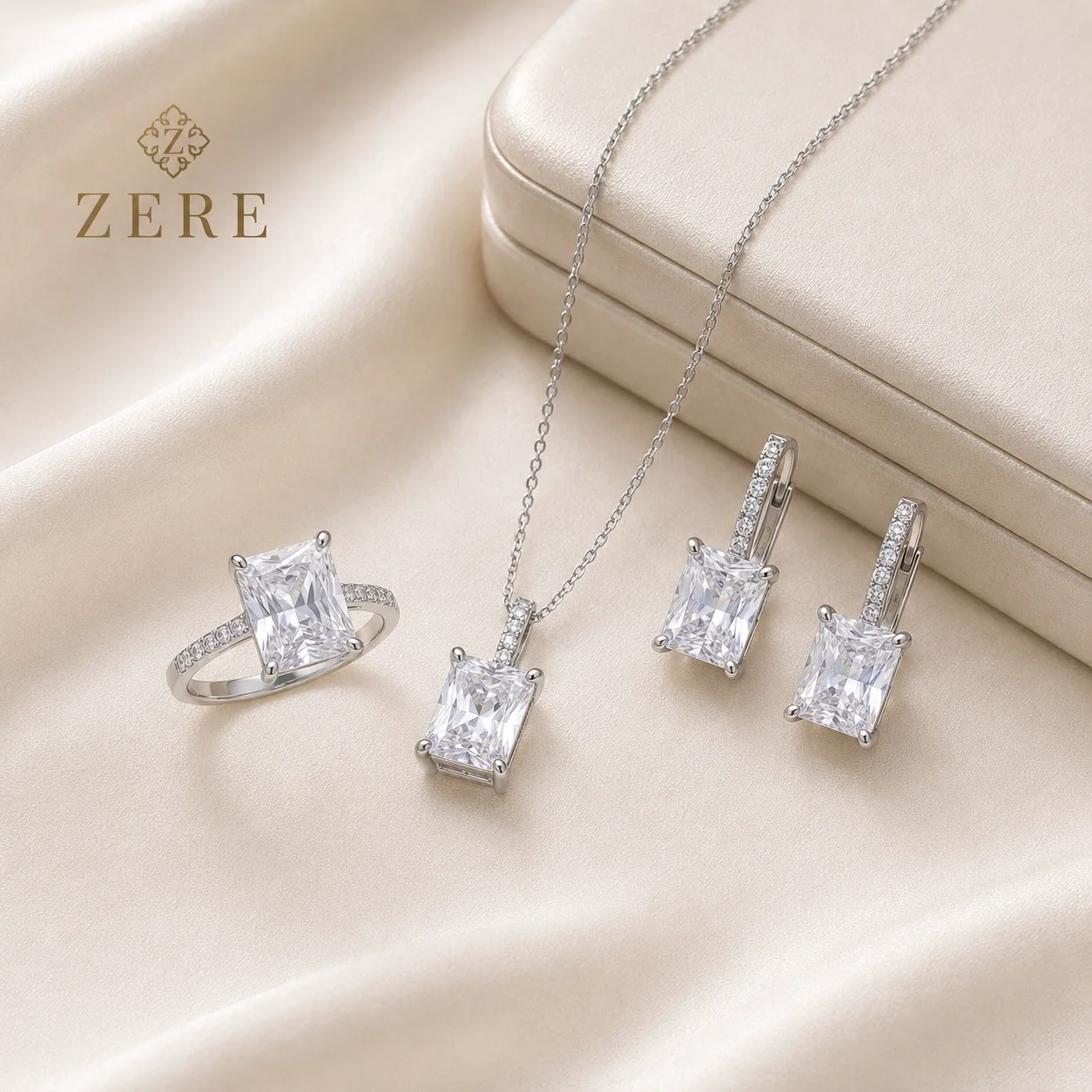 Комплект украшений Zere ZR070704 серебро 11гр 17.5р купить,78500
