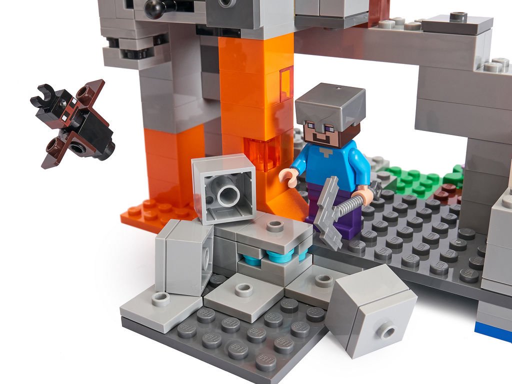 Конструктор Lego Пещера зомби Minecraft 21141 купить,NaN