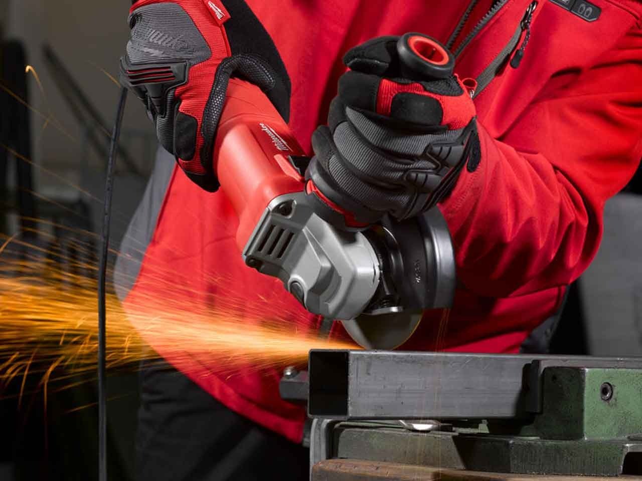 Milwaukee перчатки 48229732 L/9, комбинированные купить,NaN