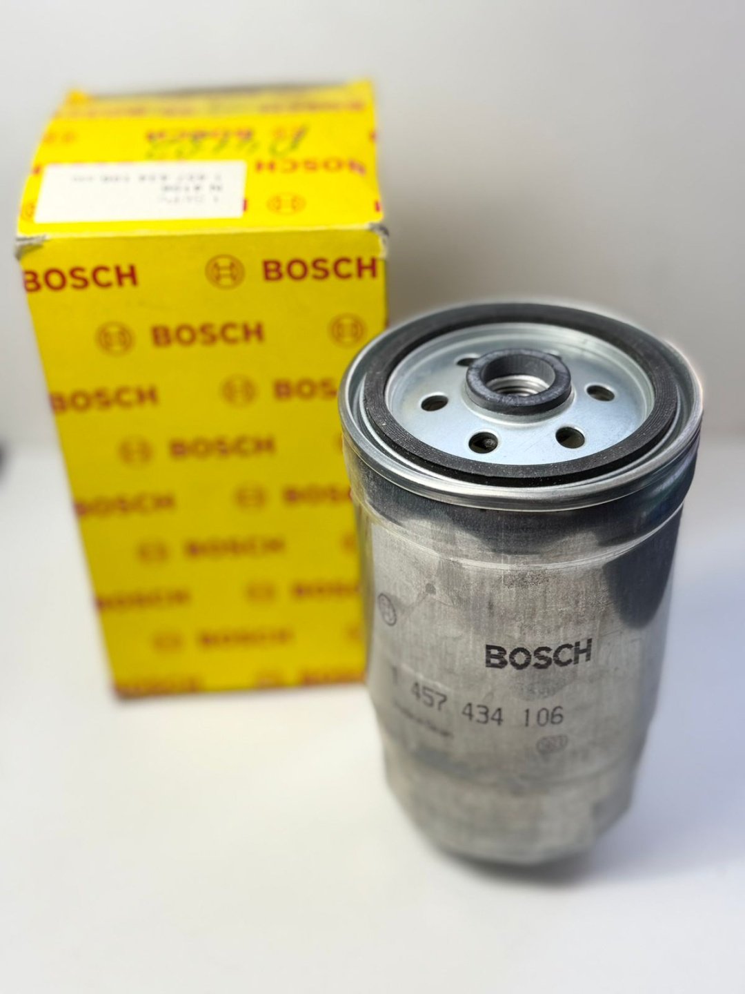 Bosch топливный фильтр 1457434106
