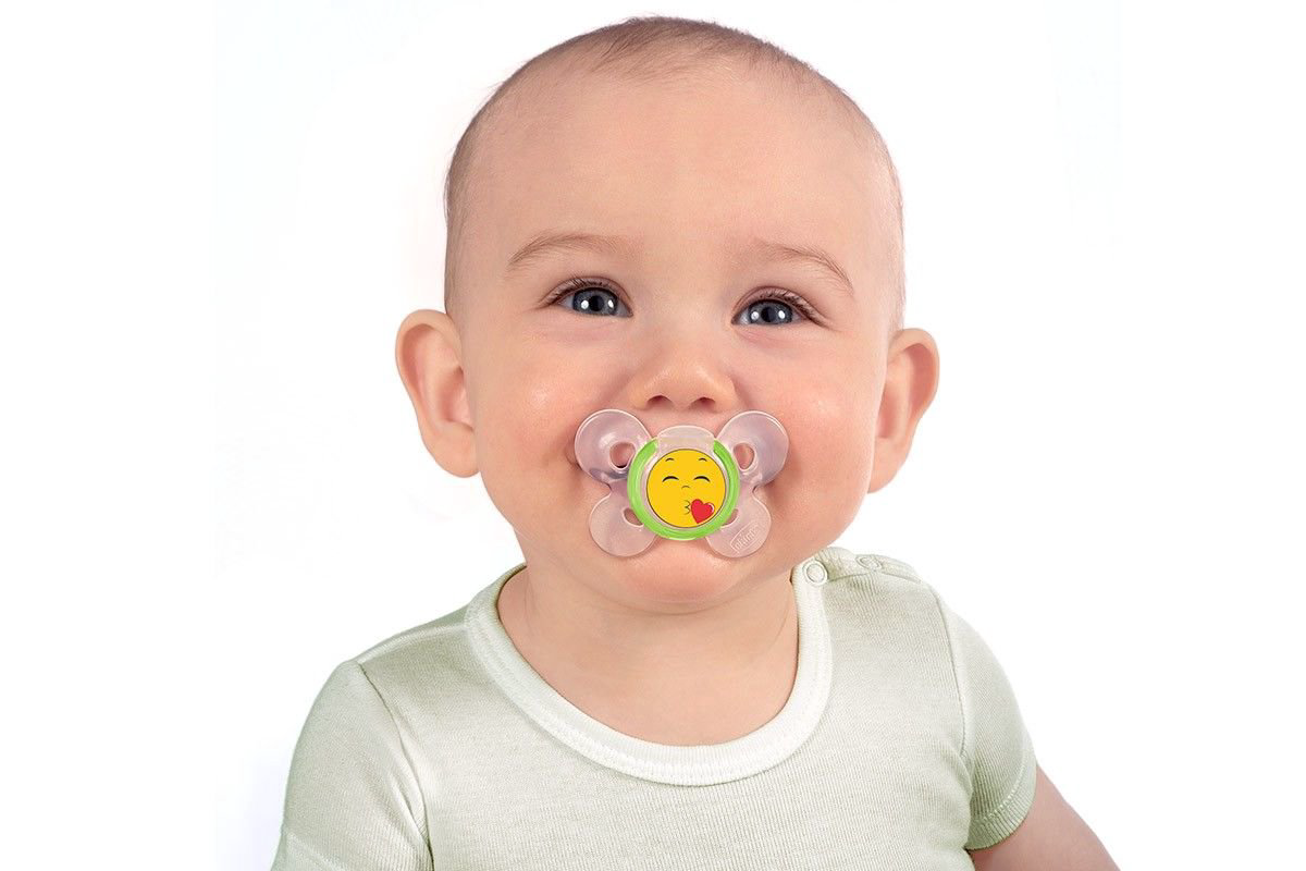 Пустышка Chicco Comfort Smile 00074913310000 6-12m+ купить,NaN