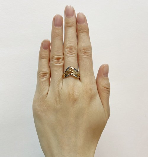 Кольцо Кристалл NM223 19р 3,58гр. купить,NaN