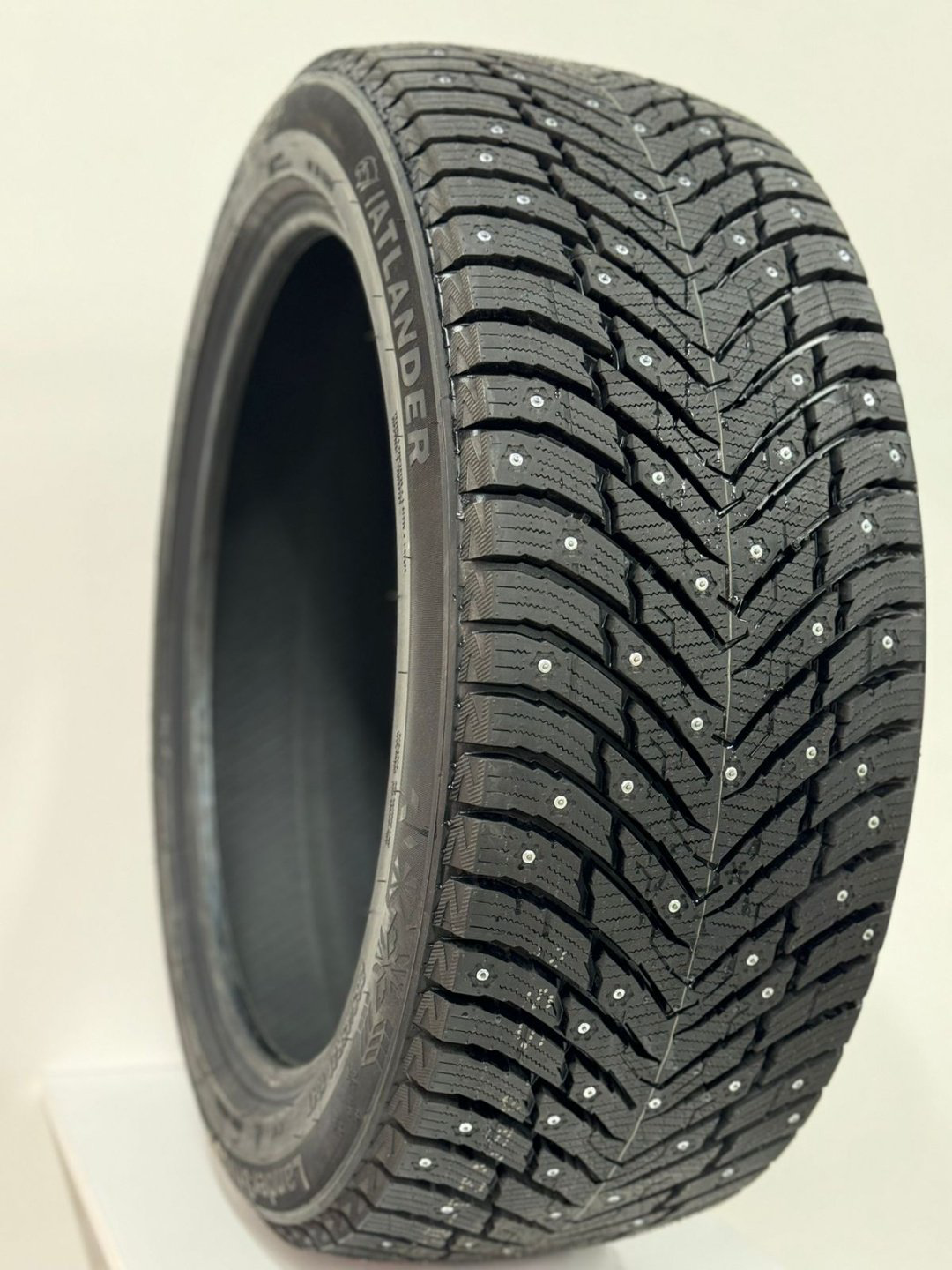 Atlander LanderStuds ATL78 215/55 R18 95 T с шипами купить,NaN