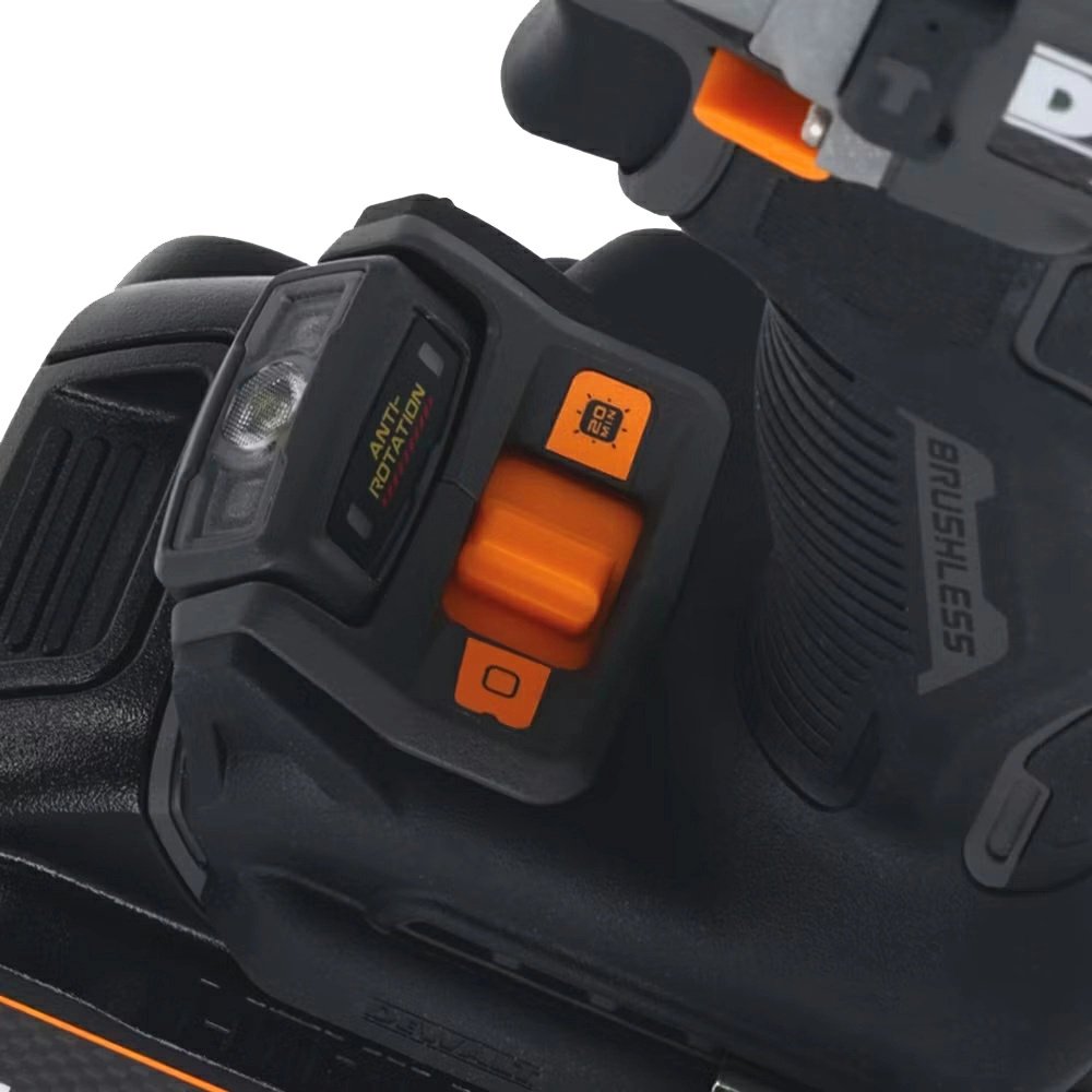 DeWALT McLaren дрель-шуруповерт DCD85MM1T-QW купить,0