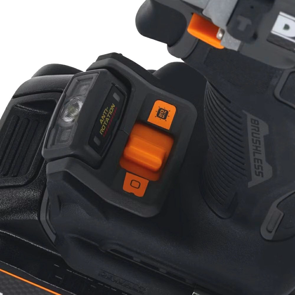 DeWALT McLaren дрель-шуруповерт DCD85MM1T-QW купить,NaN