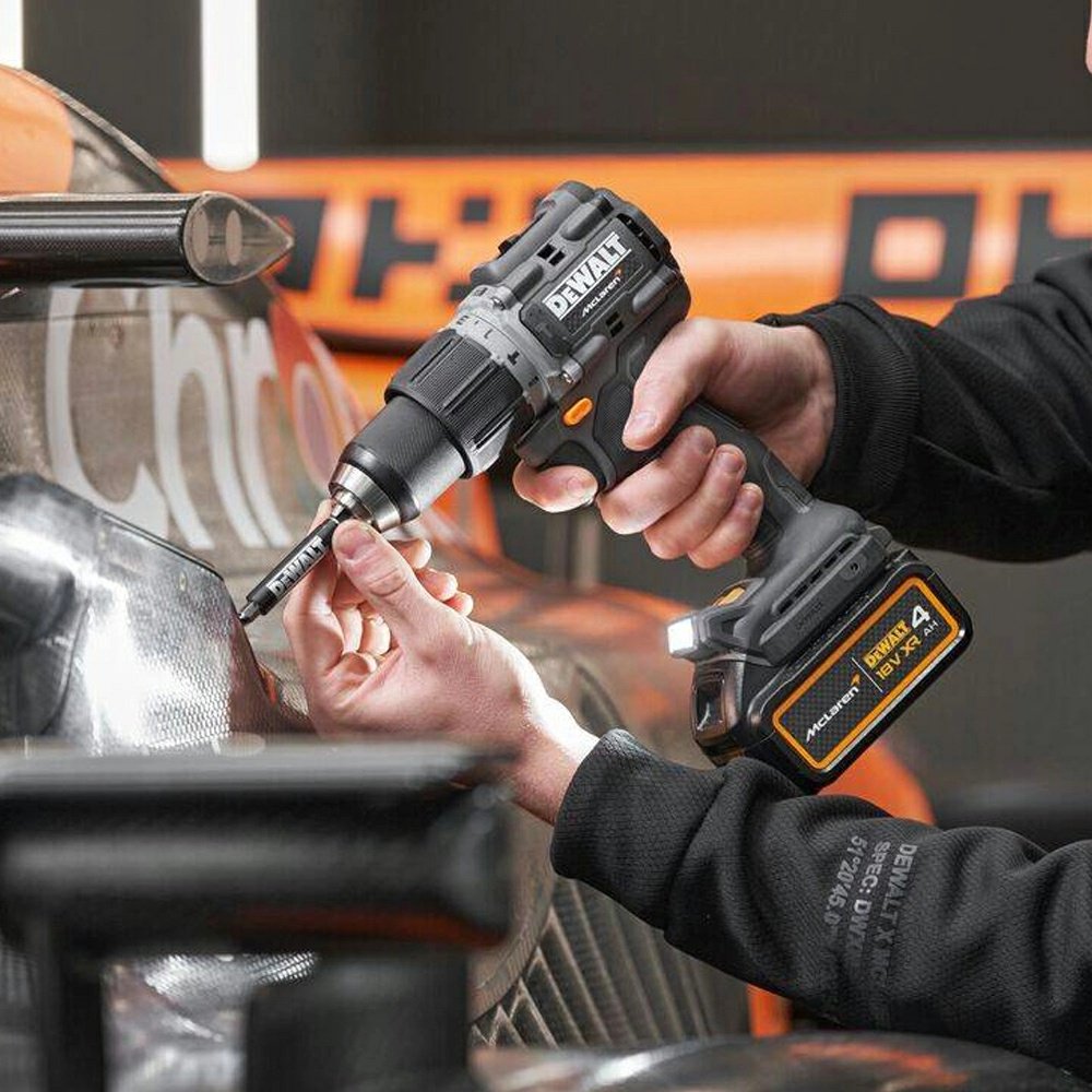 DeWALT McLaren дрель-шуруповерт DCD85MM1T-QW купить,0