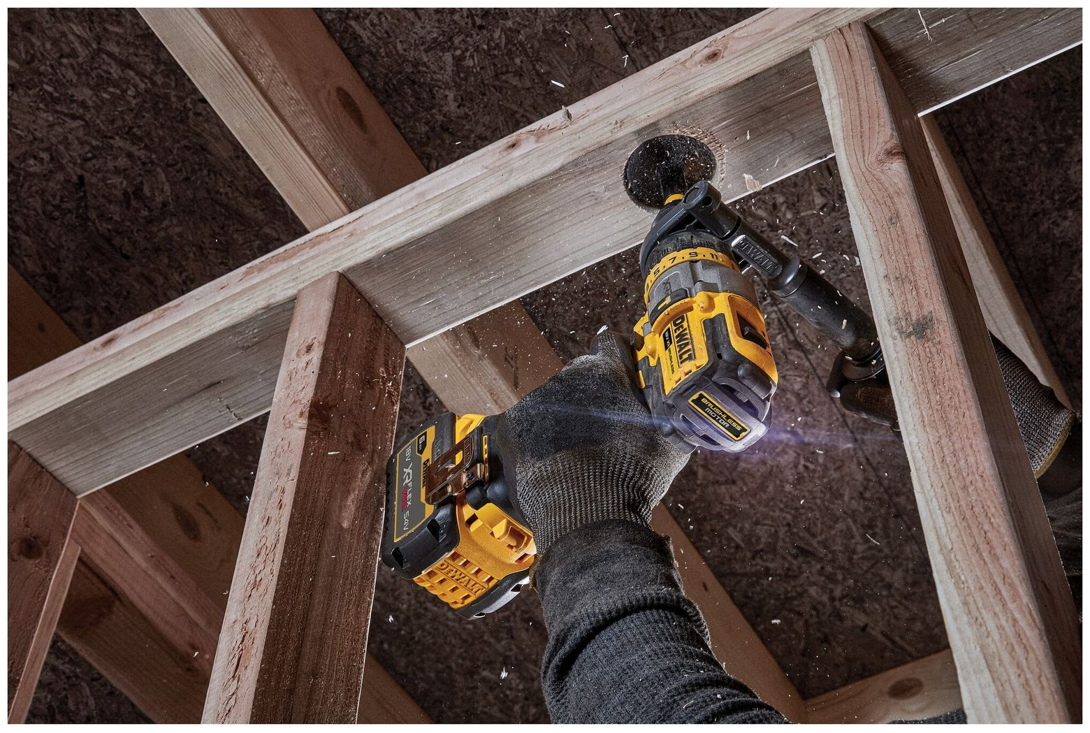 DeWALT дрель-шуруповерт DCD999T1 купить,NaN