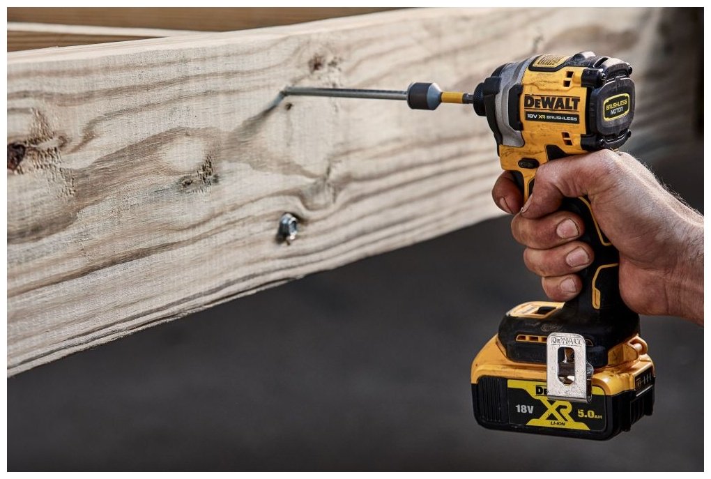 DeWALT шуруповерт DCF850D2T купить,0