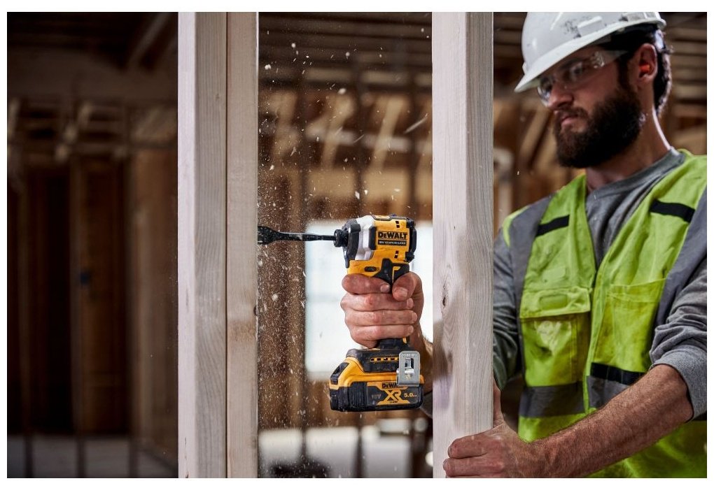 DeWALT шуруповерт DCF850D2T купить,0