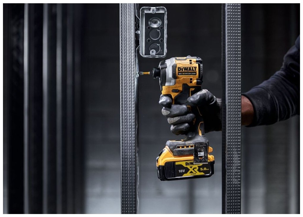 DeWALT шуруповерт DCF850D2T купить,0