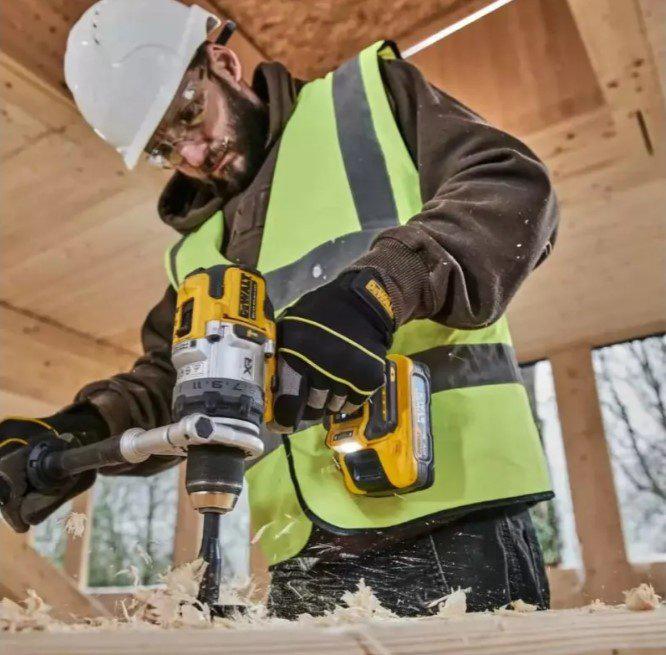 DeWALT дрель-шуруповерт DCD1007WW1T 18 В купить,326050