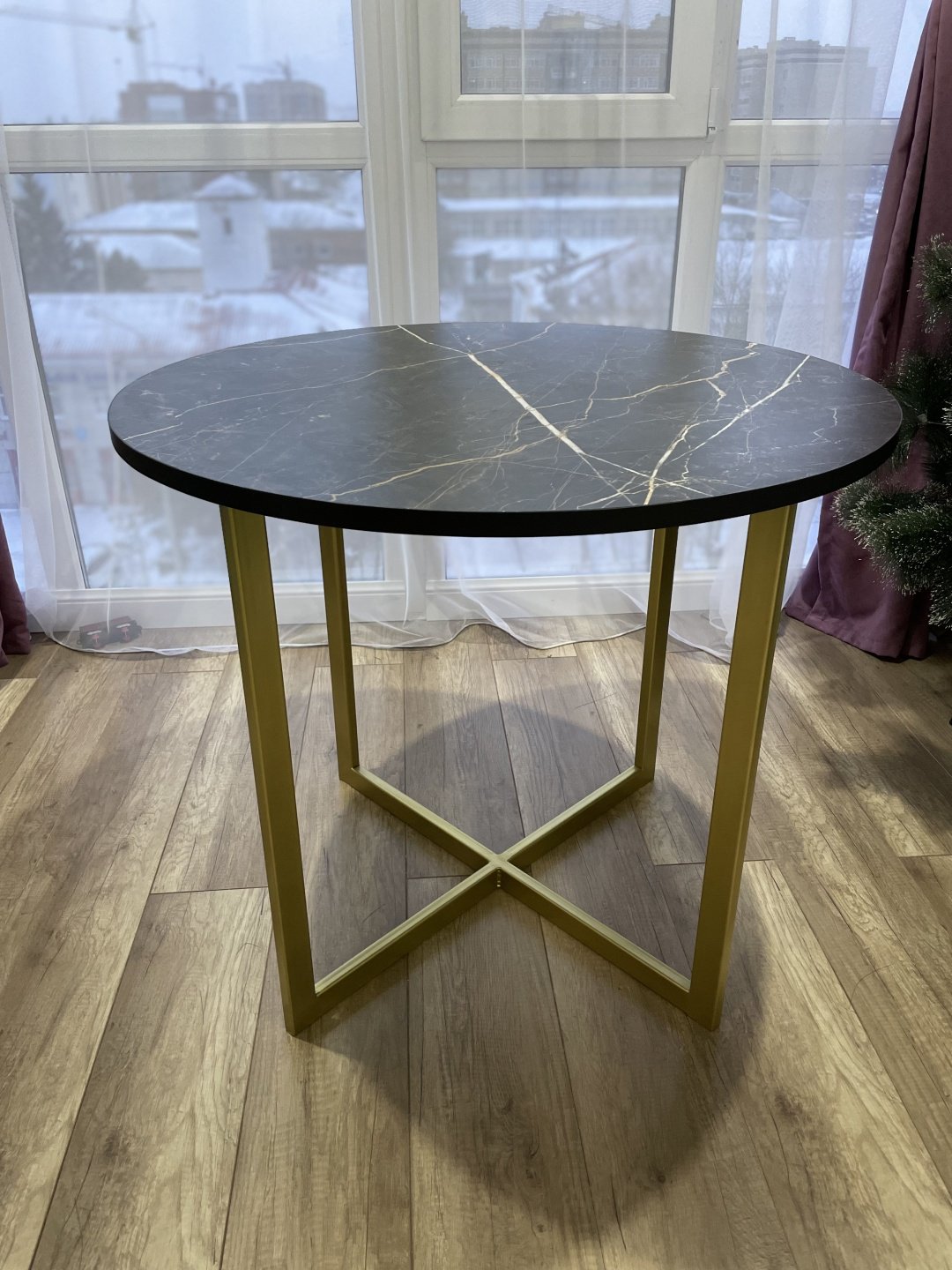 Обеденный стол Seol, 80х80x75 см, ЛДСП, пластик, черный купить,NaN