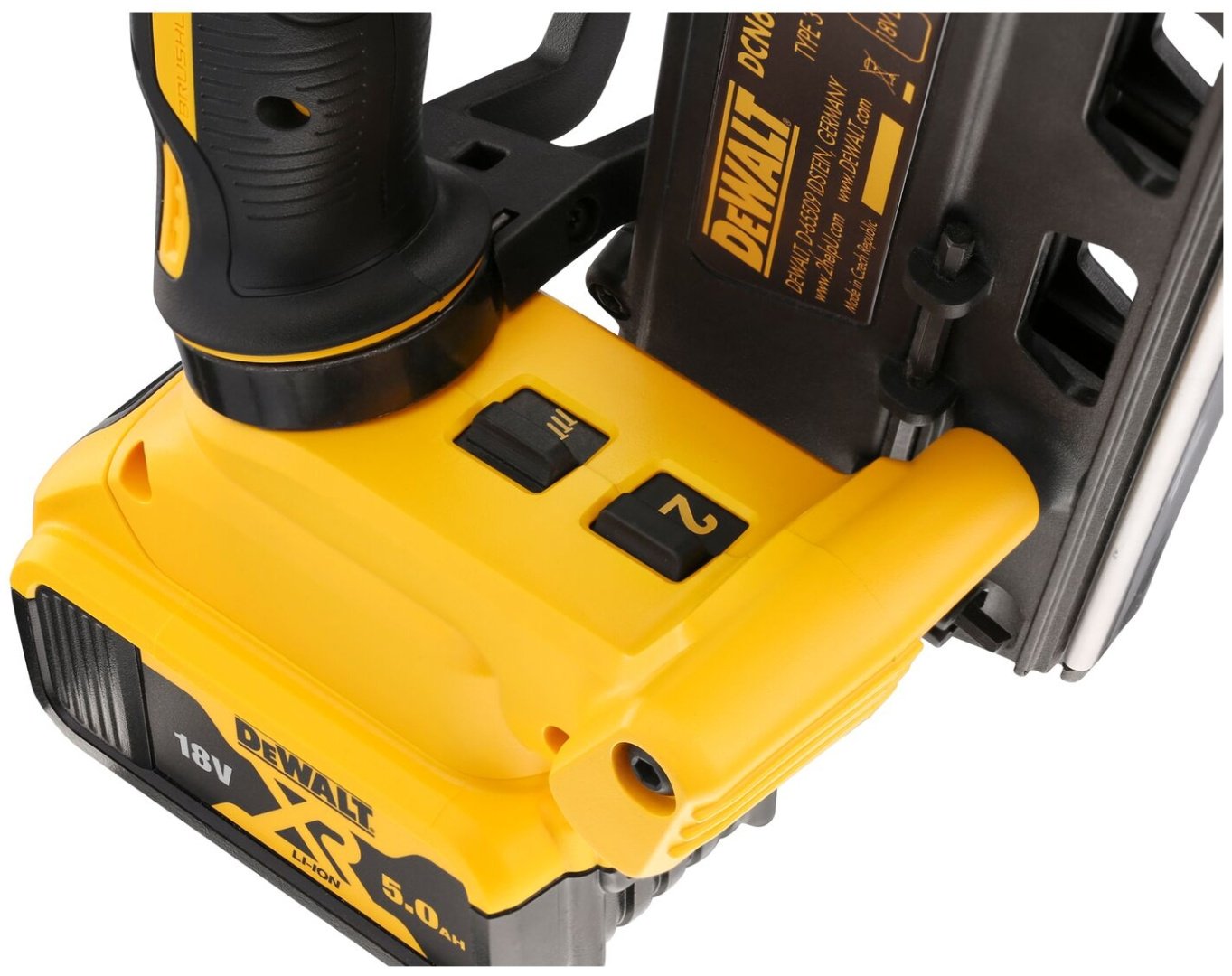 Гвоздезабивной пистолет DeWALT аккумуляторный DCN692P2-QW