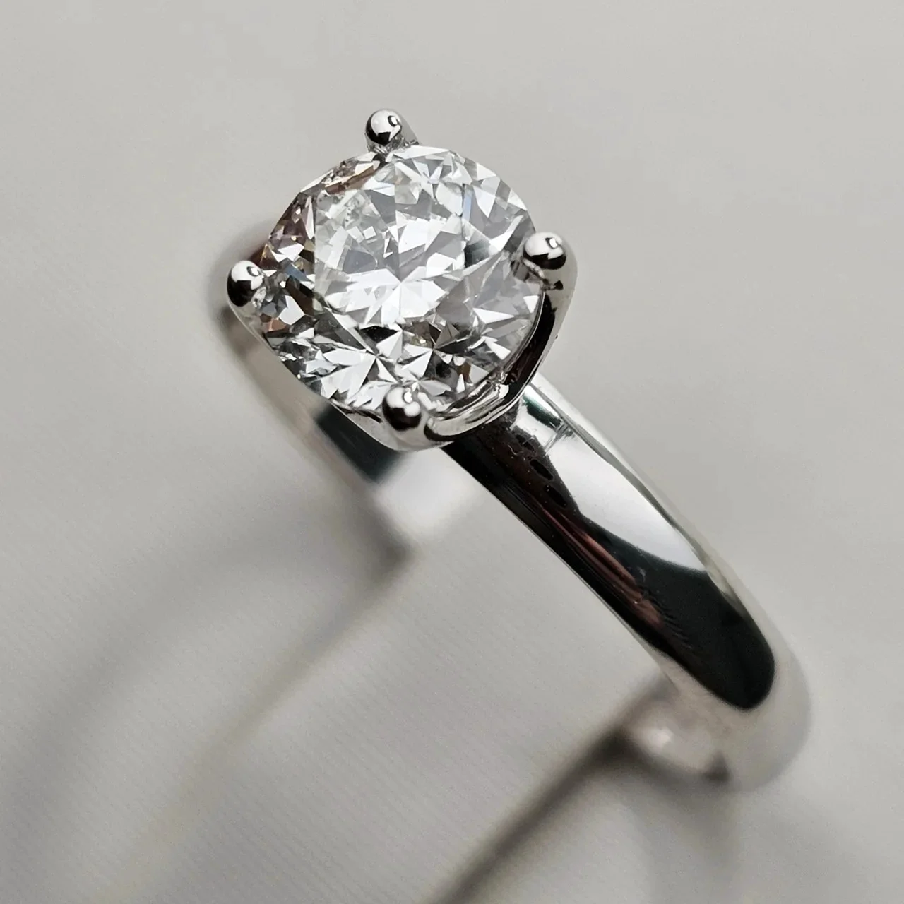 Кольцо Deimantas 112615915 17р 1,0ct. купить,NaN