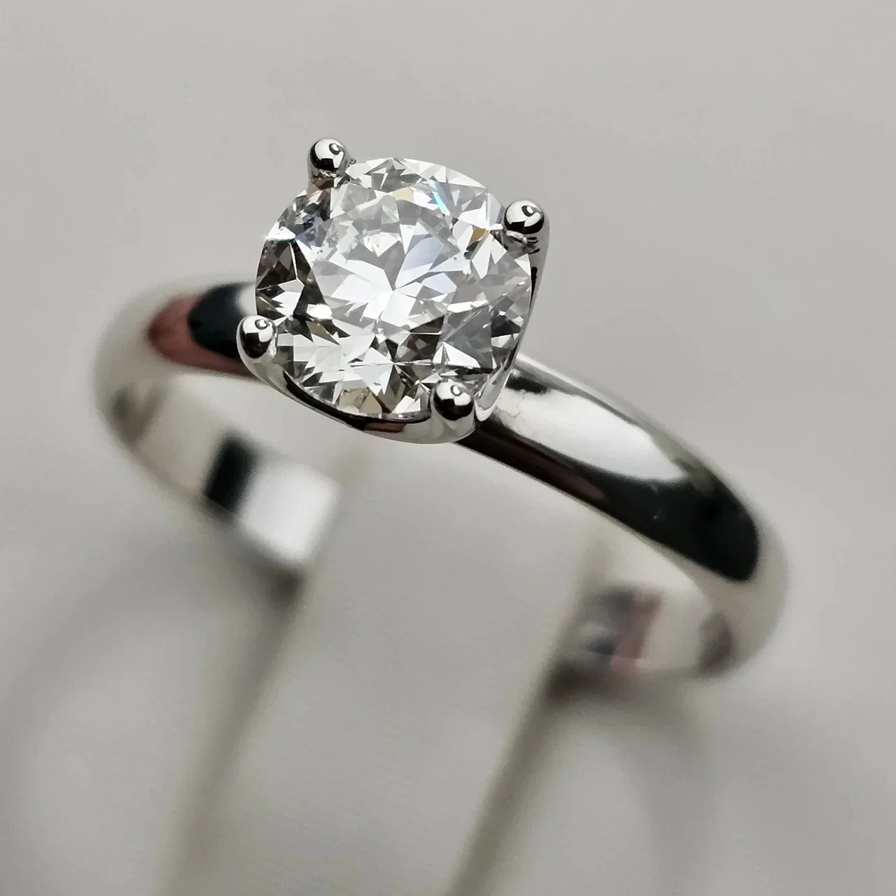 Кольцо Deimantas 112615915 17р 1,0ct. купить,NaN
