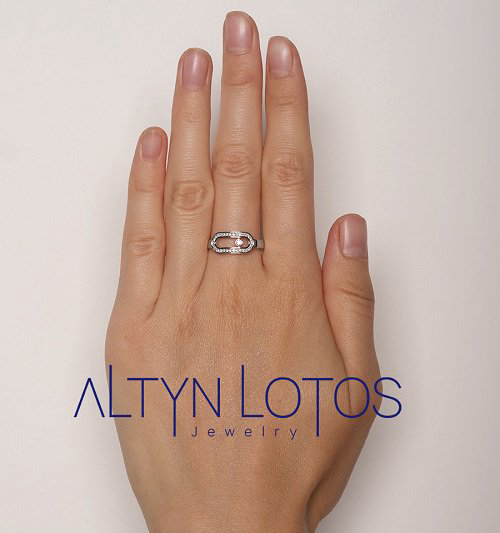 Кольцо Mi Amor К365-220 18р 2,37гр. купить,NaN