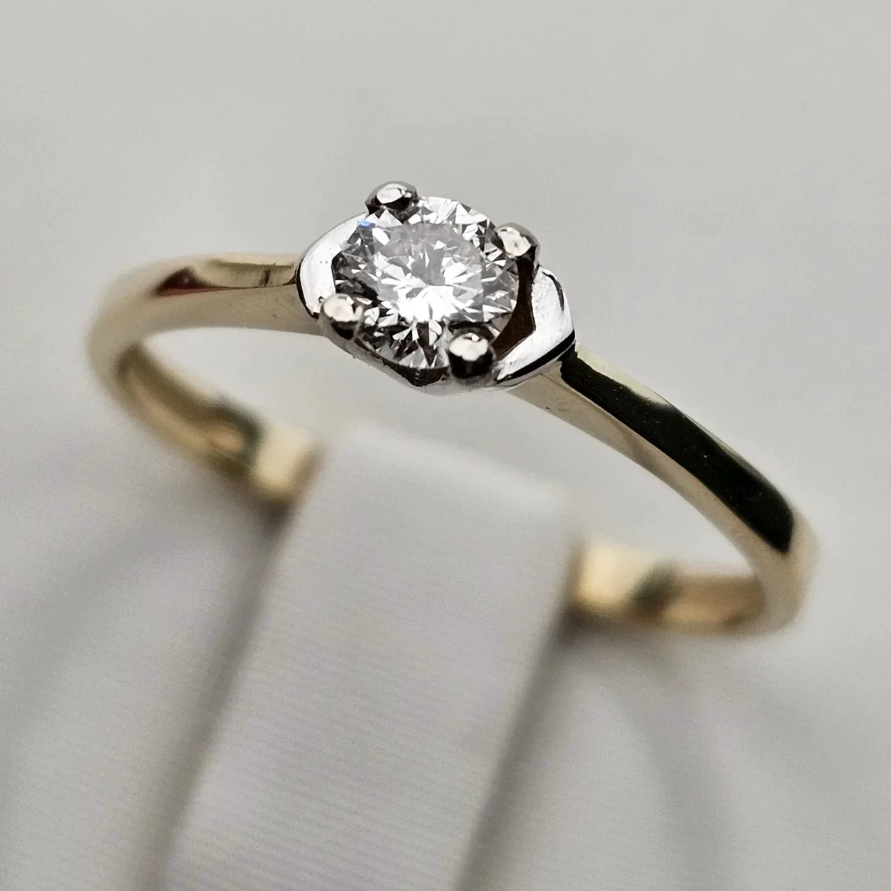 Кольцо Deimantas 112615896 16,5р 0,202ct. купить,NaN