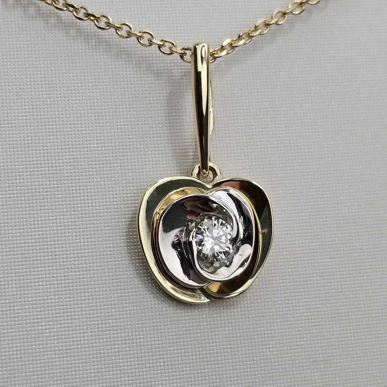 Кулон Deimantas 112615814 1,47гр 0,142ct. купить,NaN