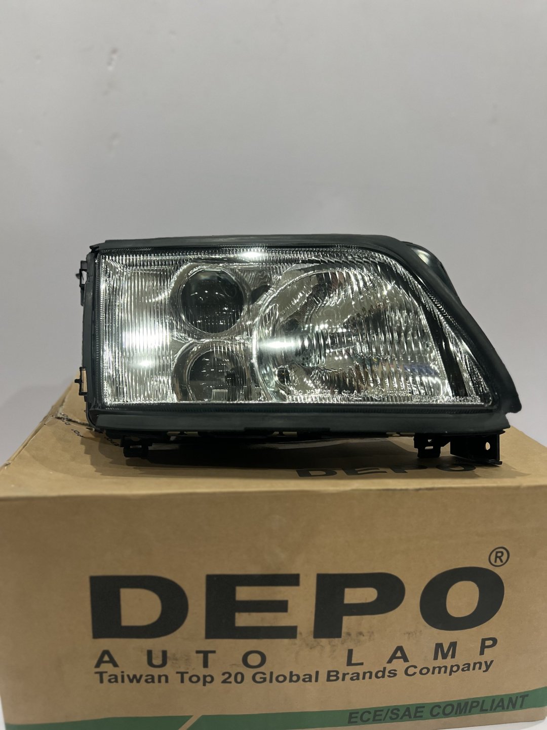 DEPO блок фара 441-1118R-LD-EF купить,NaN