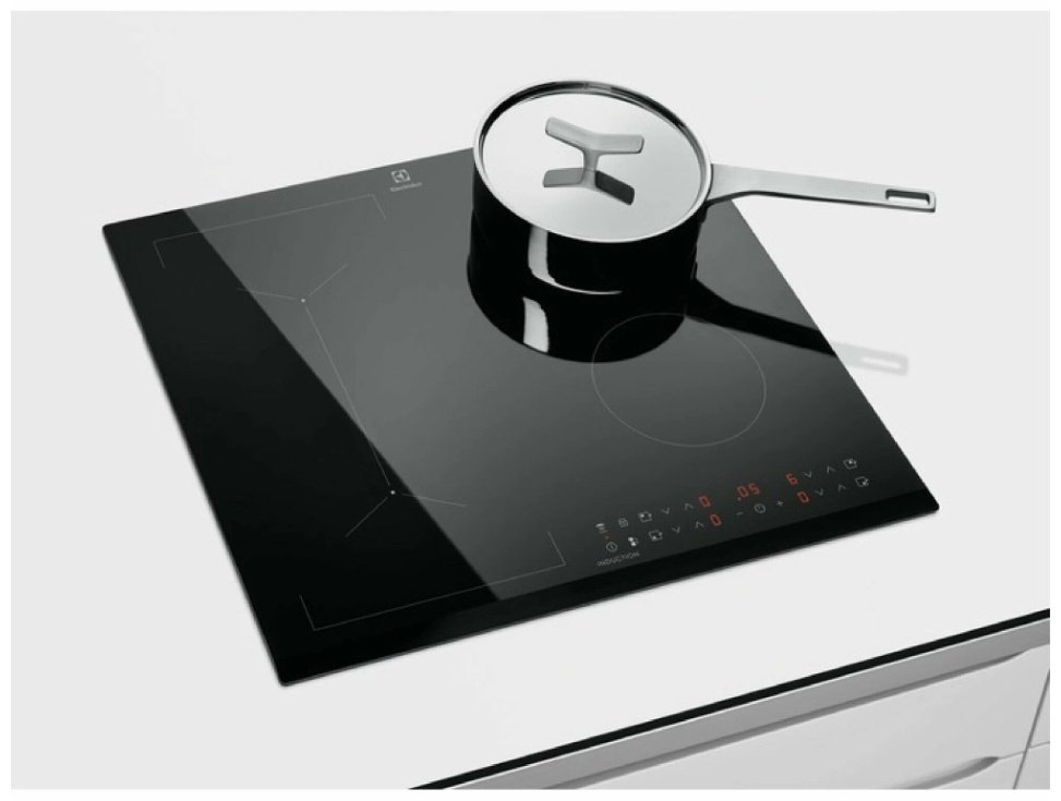 Варочная поверхность Electrolux LIV 63431 BK черный
