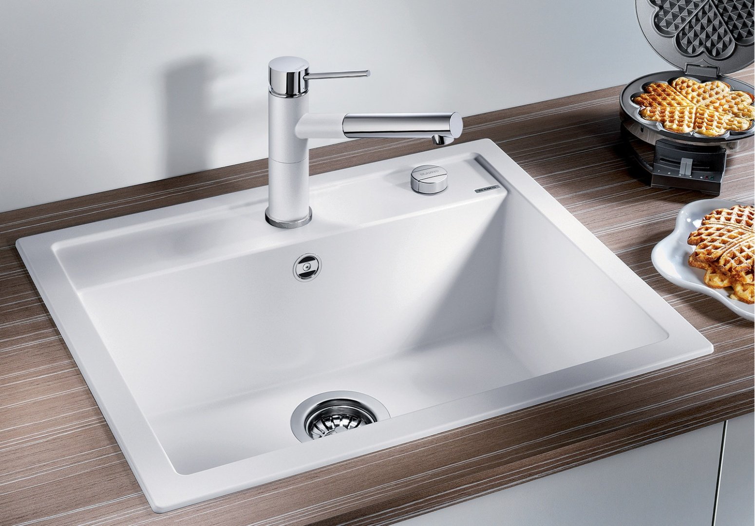 Кухонная мойка Blanco Dalago 6 527063 мягкий белый накладная 61.5х51 смх19 см, искусственный камень купить,0
