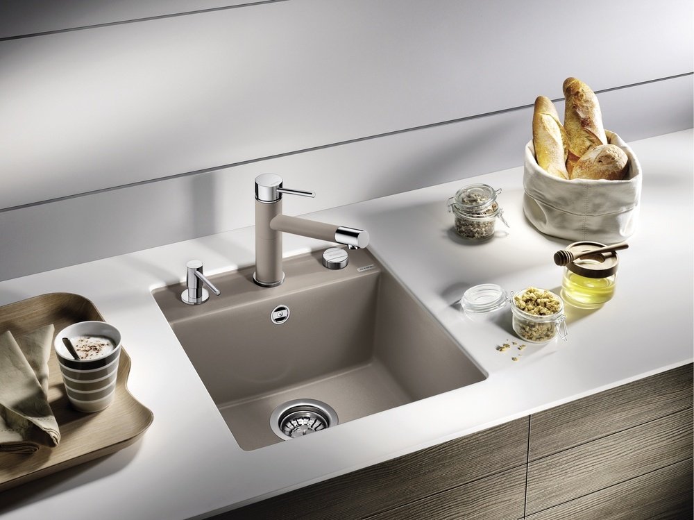 Диспенсер для жидкого мыла Blanco Torre 512594